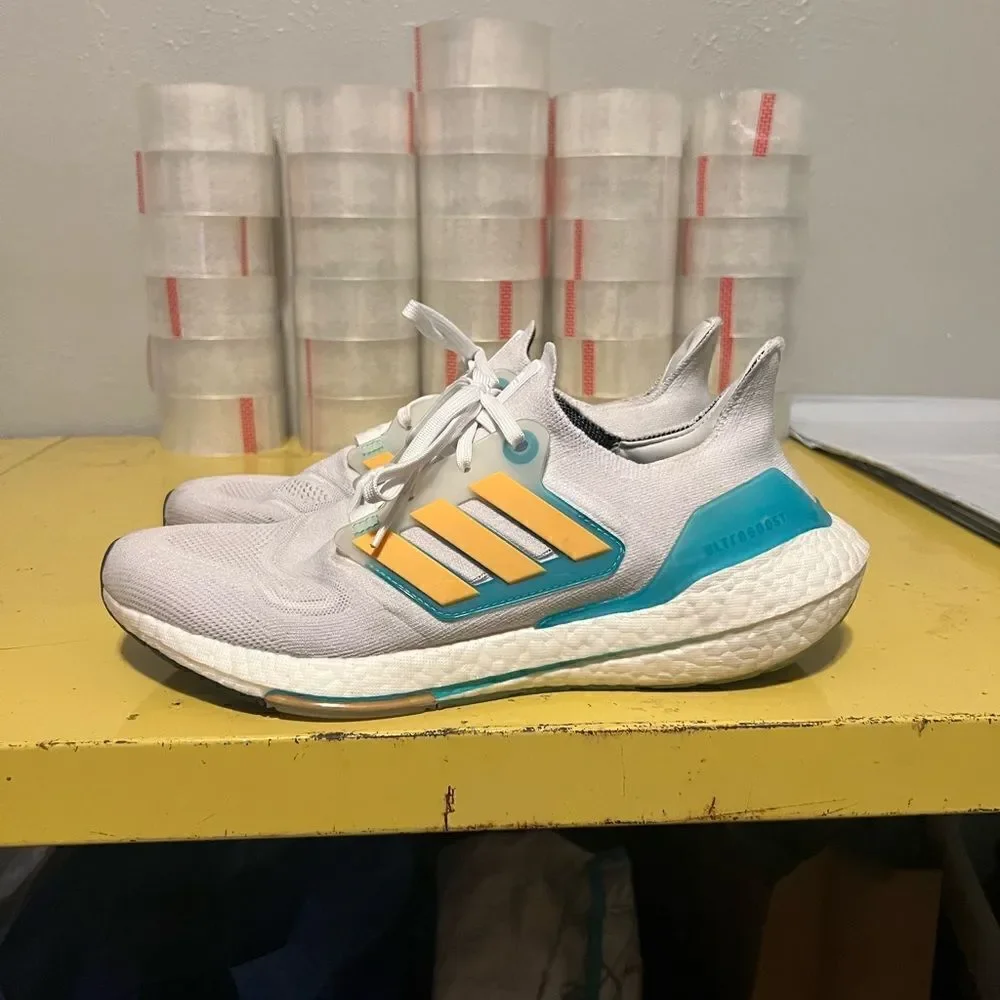 Adidas ULTRABoost 22 White Orange Mint Rare Gym Men Running Shoes GX5463 - US 11